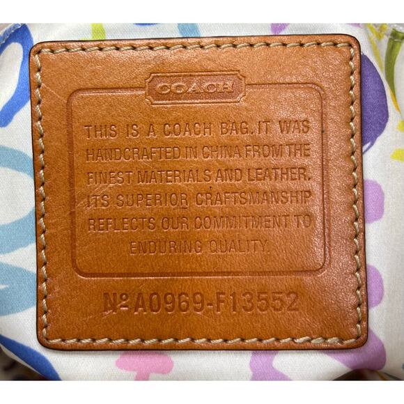 Y2K Coach F13552 Hamptons Twill Stripe Tote Bag & Graffiti Script Large Wristlet - Picture 15 of 16